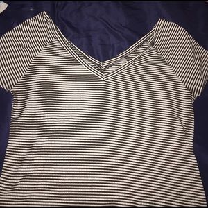 Super cute crop top!