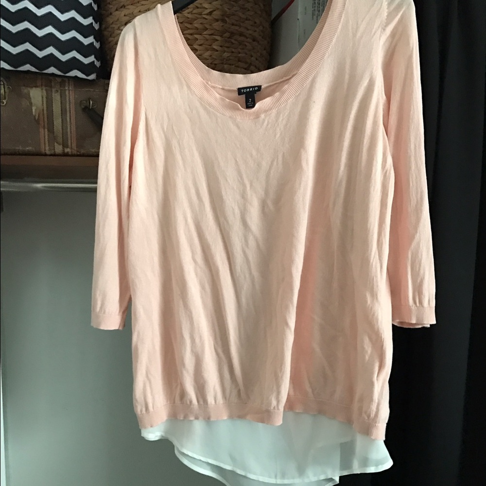 Torrid light pink top