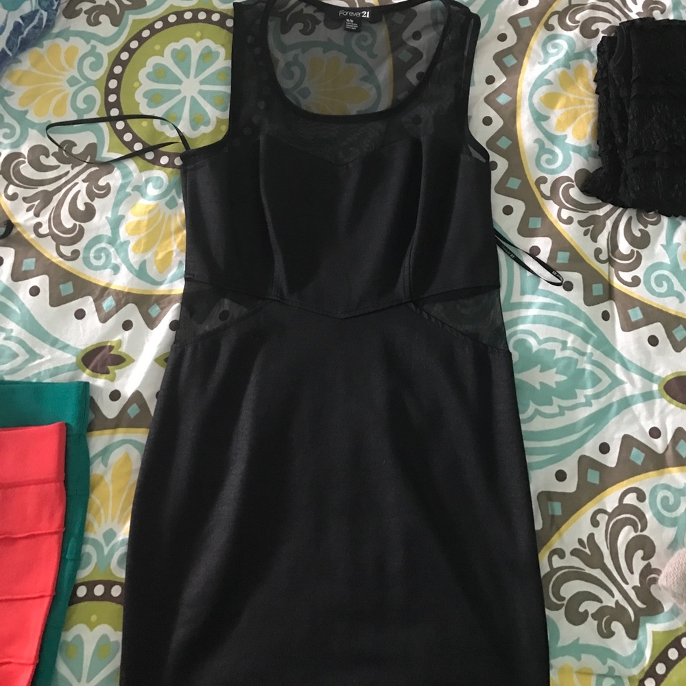 Short black Forever 21 Dress