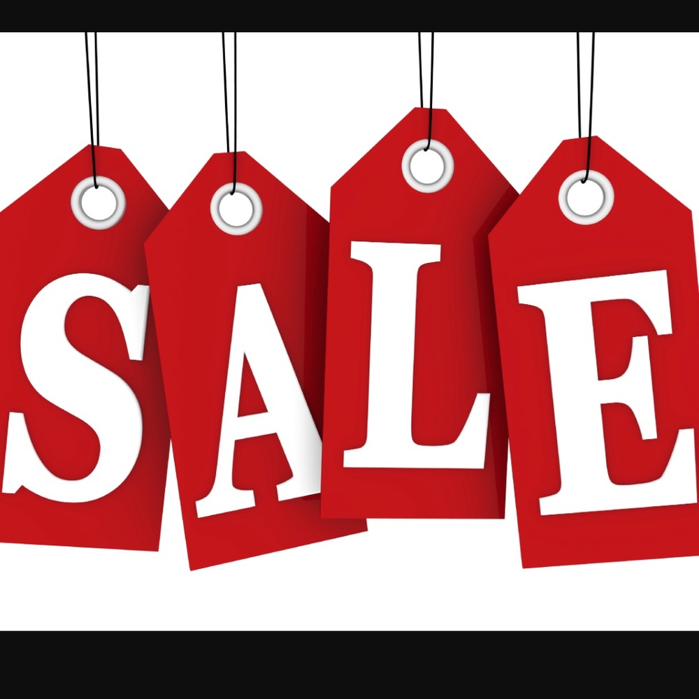 Everything Clearance 👇🏻 10.00 or less markdowns