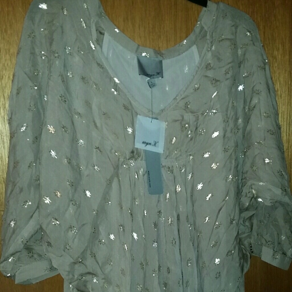 NWT dressy blouse
