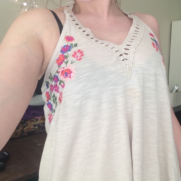 Hollister floral tank - Picture 3 of 4