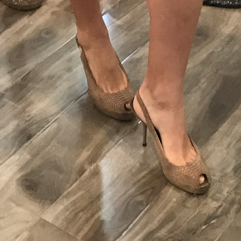 Sam Edelman snake print peep toe heels