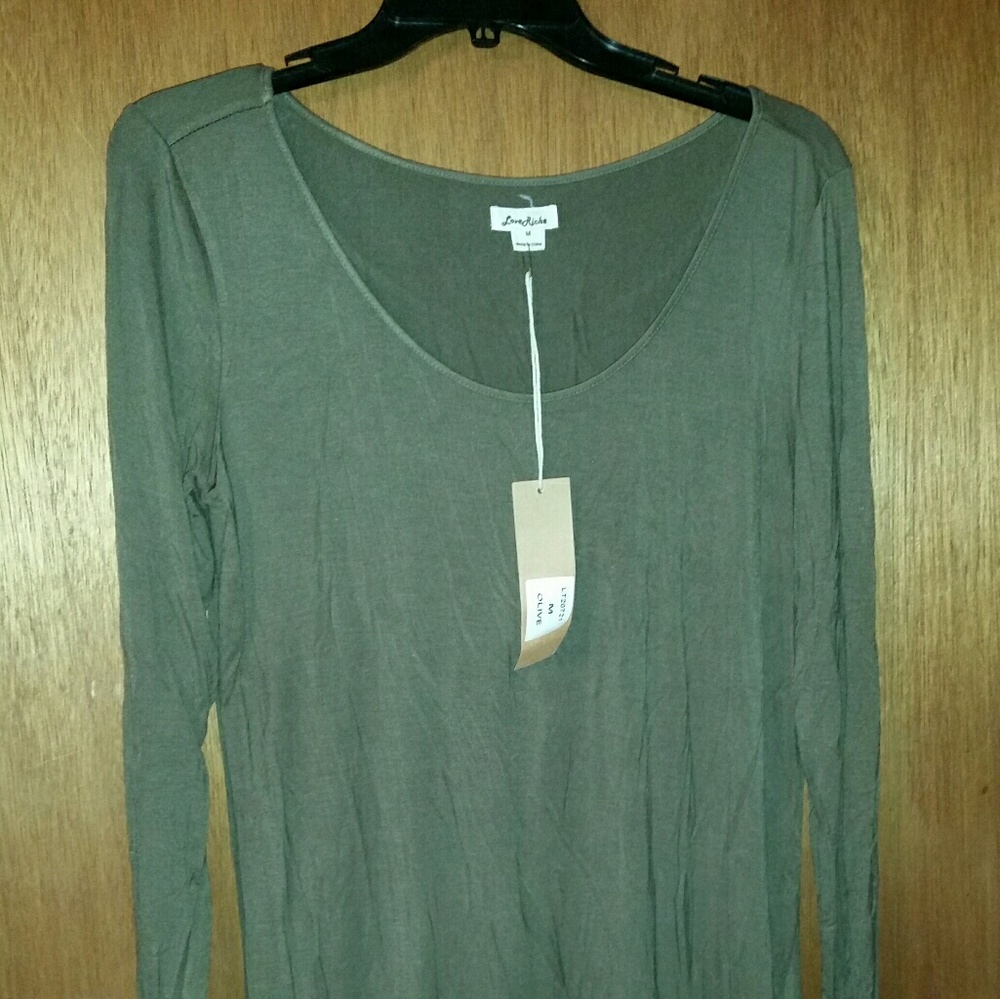 NWT flowing tshirt