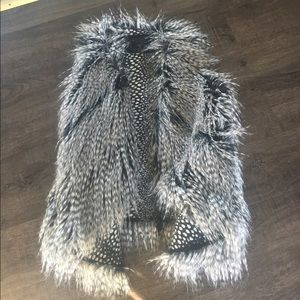 Guess Faux-Fur vest ❤️Today Only Sale❤️