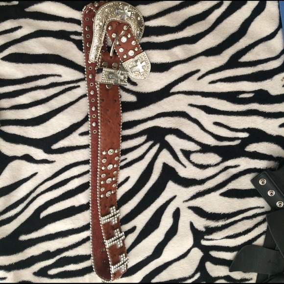 Belts - Picture 3 of 4