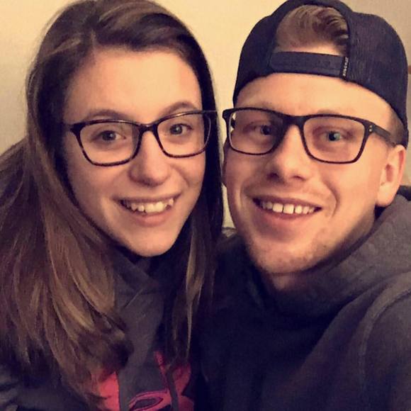 Meet your Posher, Lisa - Picture 1 of 1