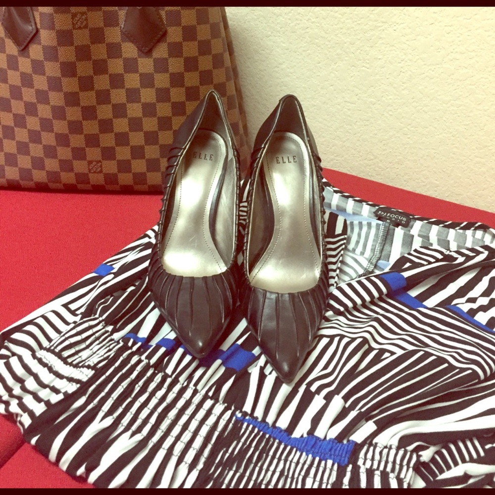 Elle black point pumps