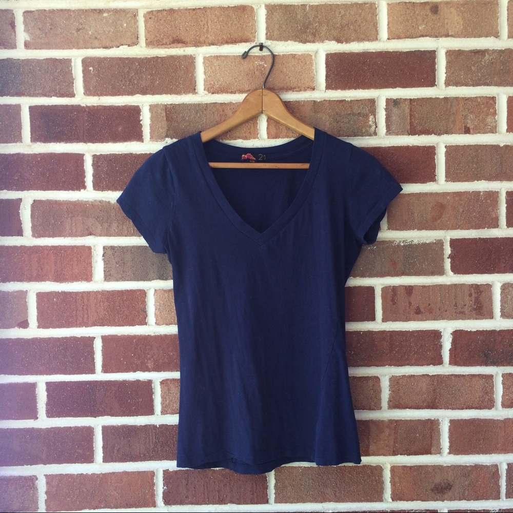 Navy tee