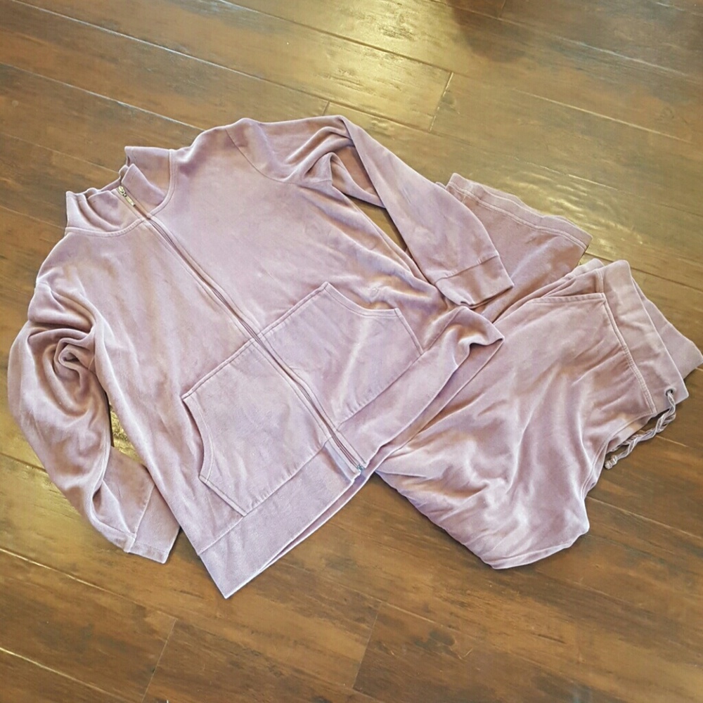 Light plum comfy sweats outfit Women's.
