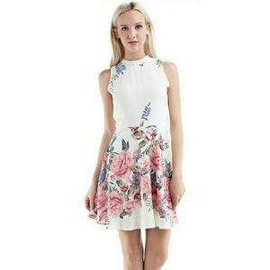 ❤️CLOSING SALE❤️ Ivory cream floral dress