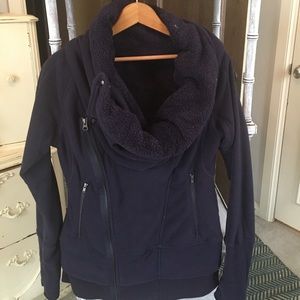 Lululemon jacket Sz XS