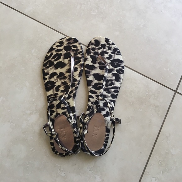 SOLD on Ⓜ️ercari - Picture 3 of 7