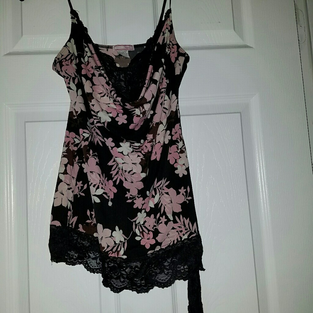 Flower lace tank top