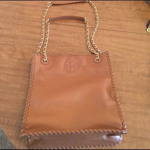 NWT! Tory Burch Marion cross body !