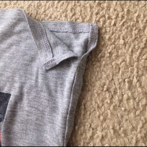 Crop top - Picture 2 of 2