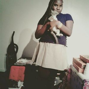 Meet your Posher, April