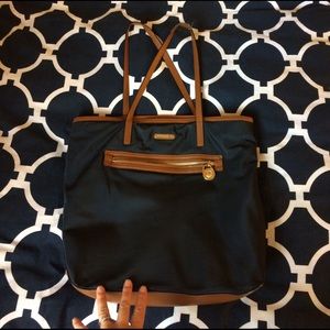 Authentic Michael Kors Navy & Gold Tote