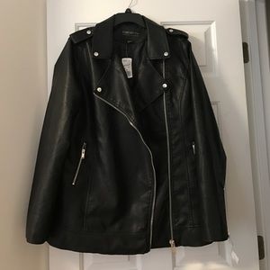 Motor Jacket Vegan Leather 2x NWT