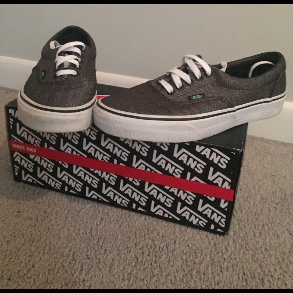 Vans shoes size 8 mens