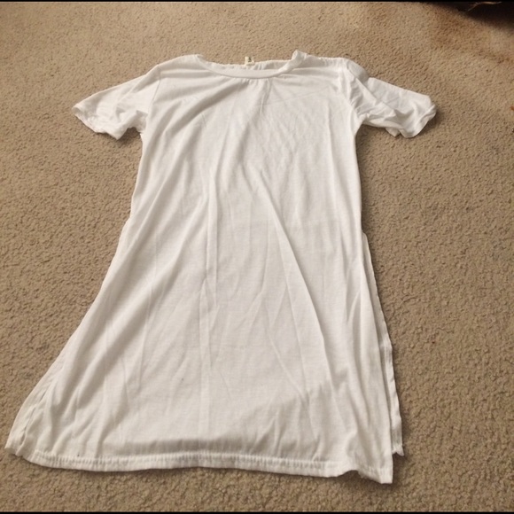 Long tshirt - Picture 1 of 2