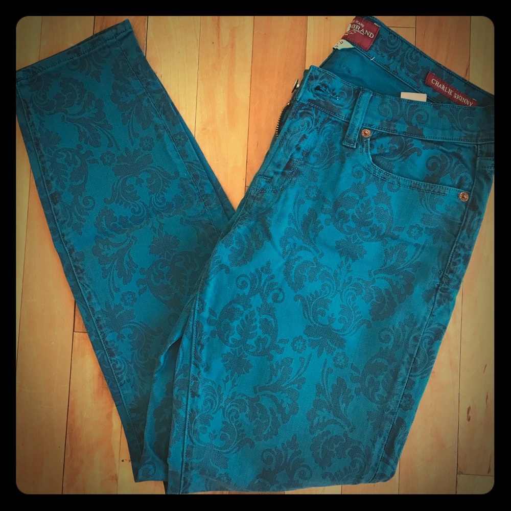 NWOT Lucky Brand skinny jeans