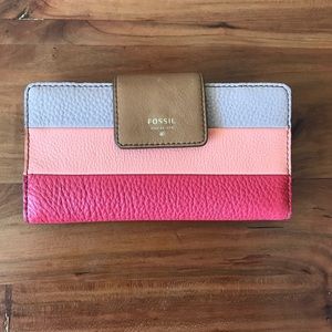 NWT Fossil Tab Wallet