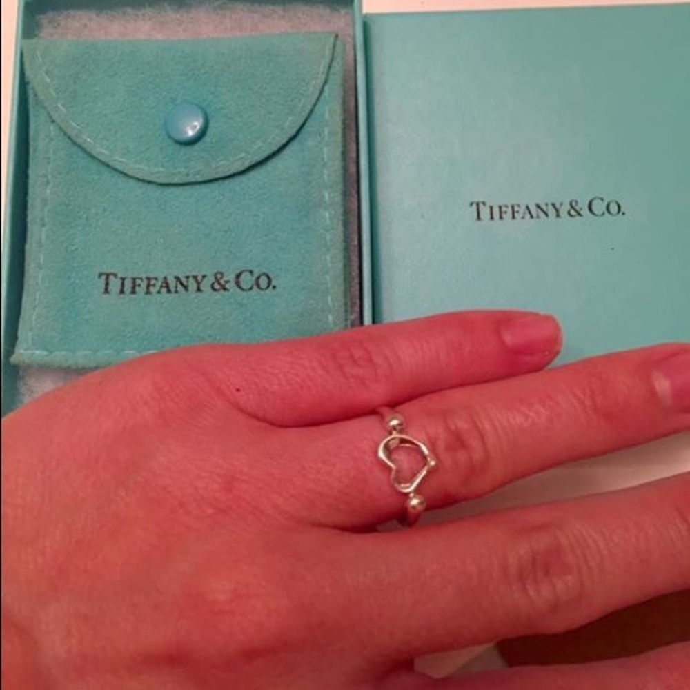 Authentic Tiffany & Co. Else Peretti ring.
