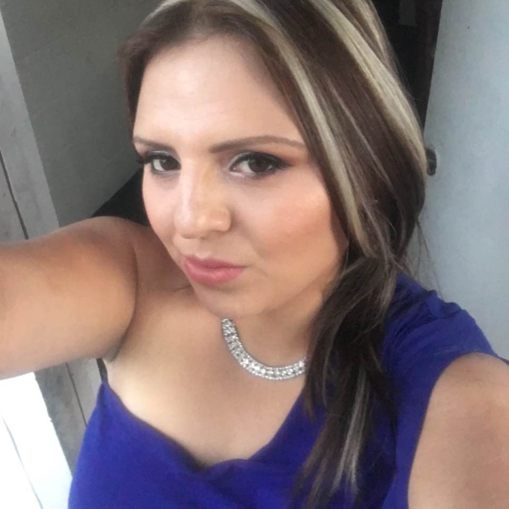 Meet your Posher, Carolina