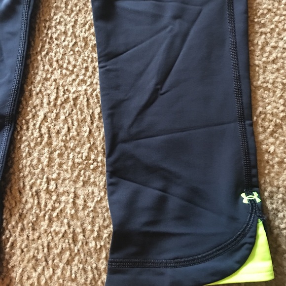 Under armour leggings - Picture 2 of 2