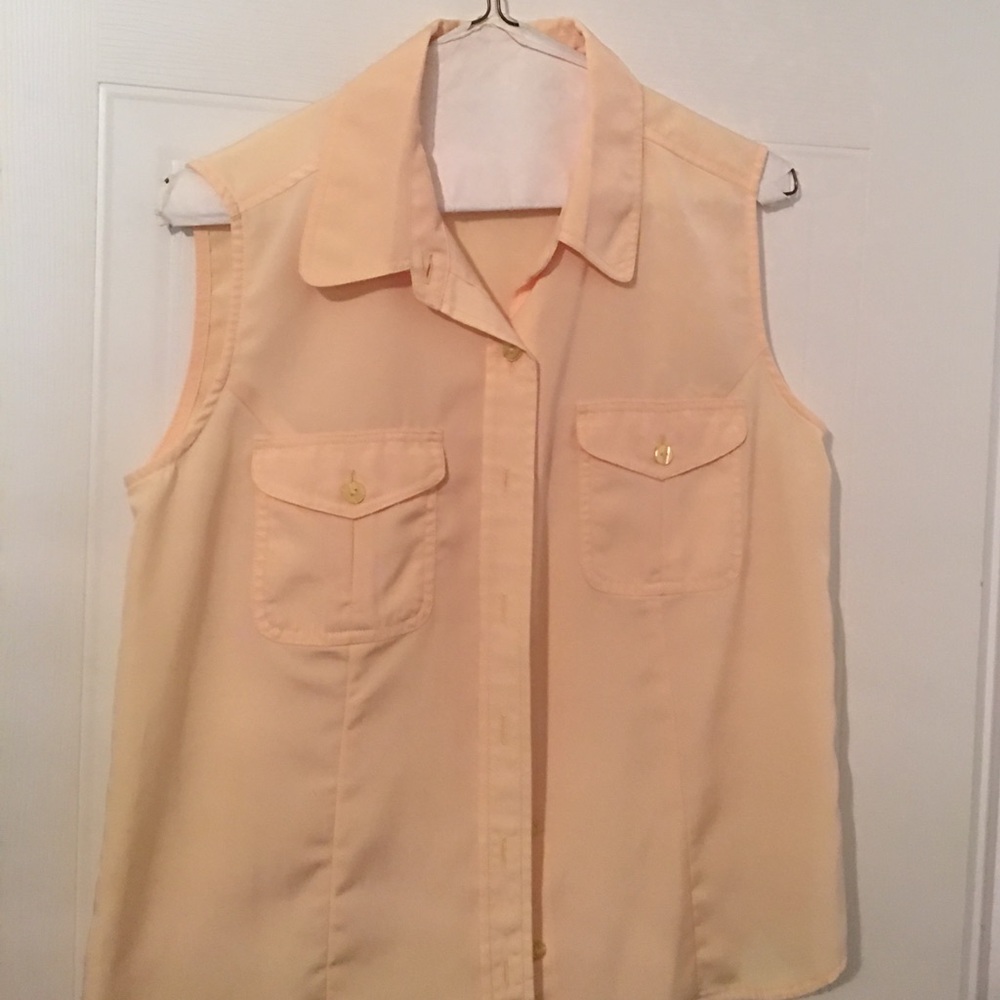 Bentley vest style blouse in yellow