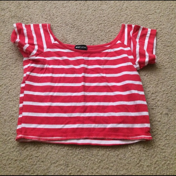 Crop top - Picture 1 of 1