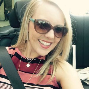 Meet your Posher, Holly