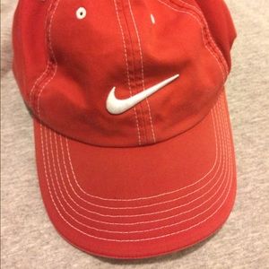 Nike golf strap back