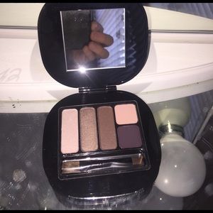 NEVER USED! Mac eyeshadow