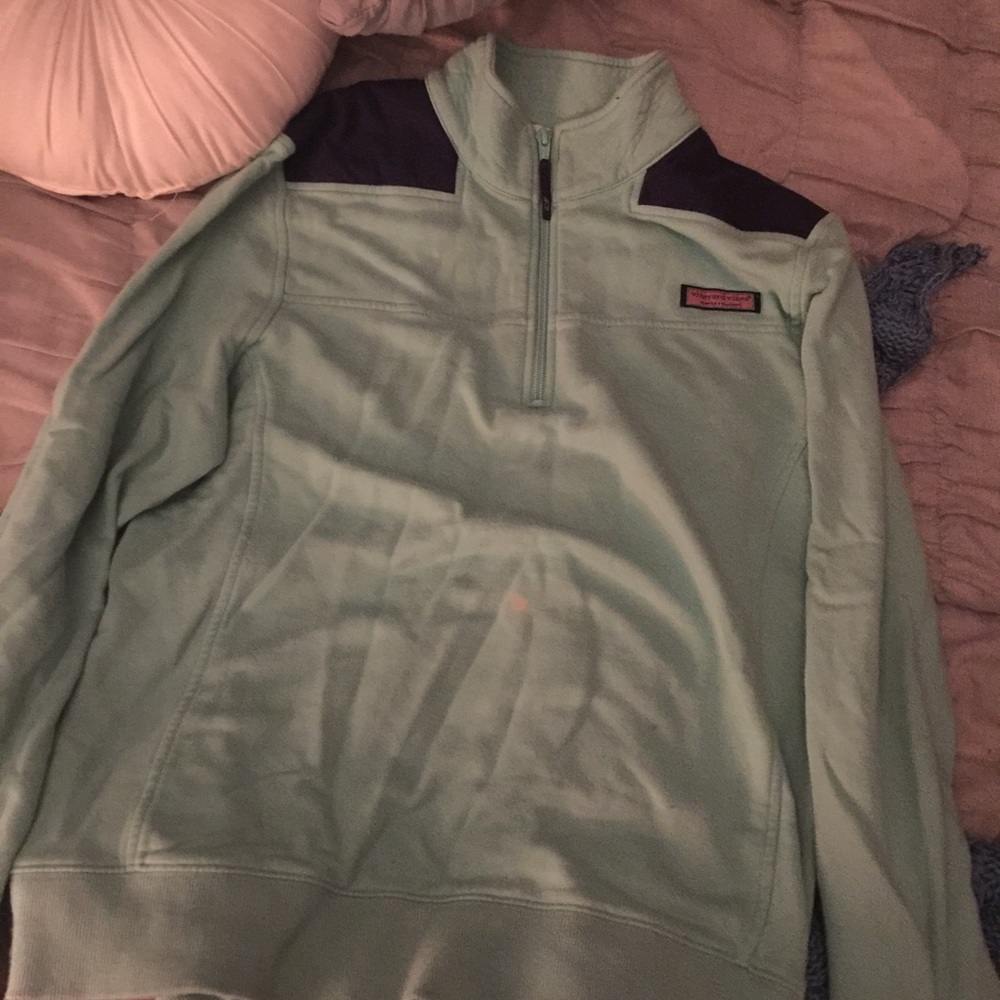 Vineyard Vines shep shirt!