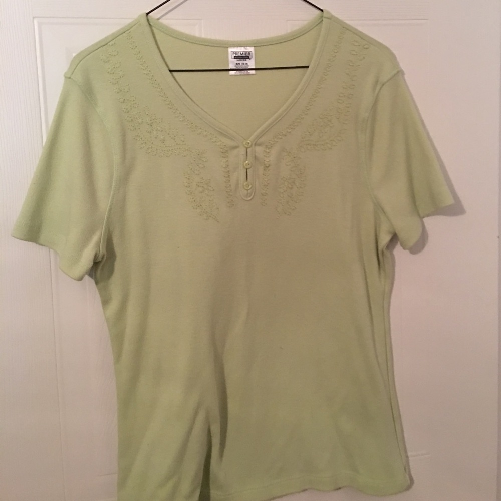 Premier green v-neck shirt