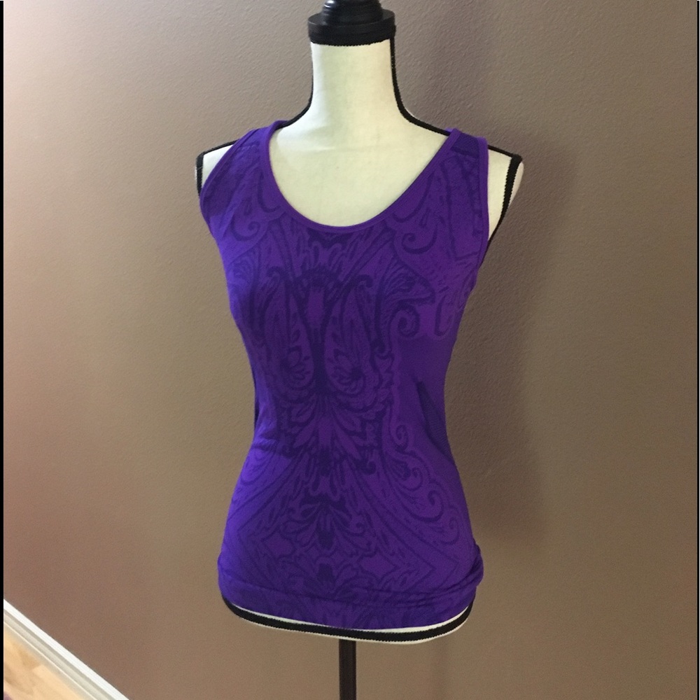 [athleta] shelf bra workout top