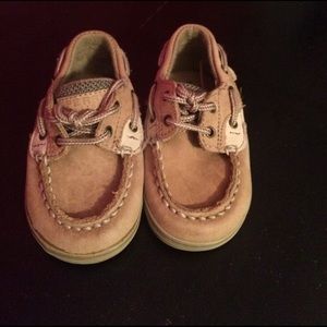 Size 3 Sperrys