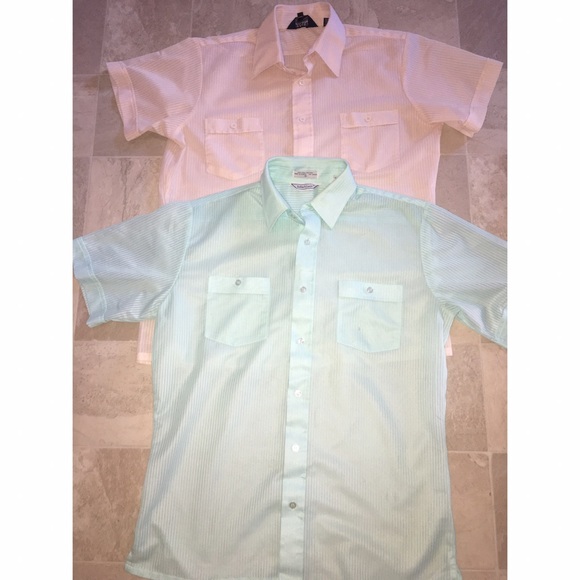 Other - Men's Vintage Short Sleeve Button Down Other - Men's Vintage Short Sleeve Button Down