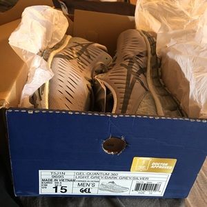 Size 15 Gel Quantum 360 lightgrey/dark grey/silver