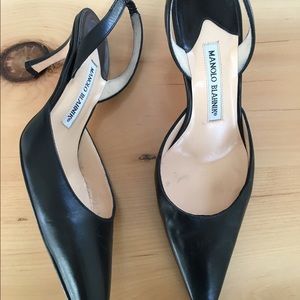 Manolo blahnik 37 1/2 kitten heels sling back