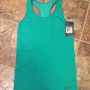 Nike dri fit tank