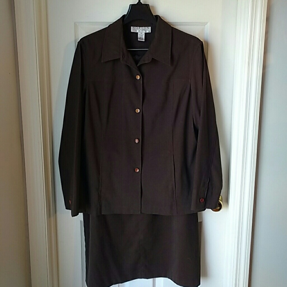 Skirt Suite