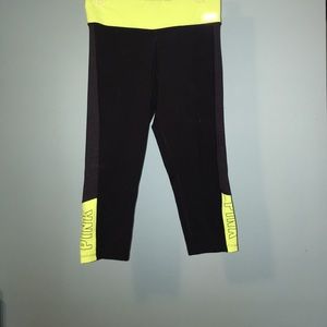 Pink Ultimate Yoga 3/4 leggings, lightly used!