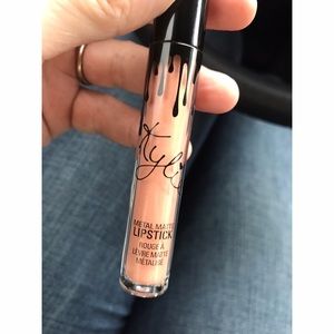 Kylie Cosmetics Lipstick ✨✨ New without box