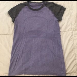 Lululemon running top
