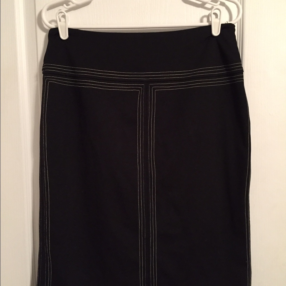 Express size 9/10 black pencil skirt