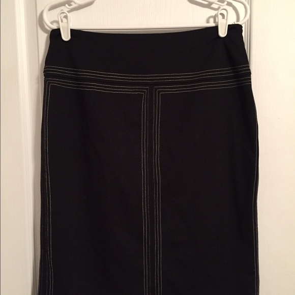 Express size 9/10 black pencil skirt - Picture 1 of 3