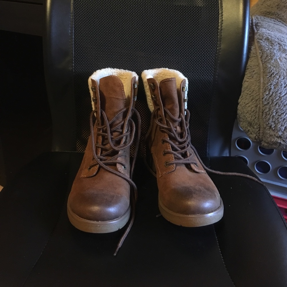 Mosimo Boots - Picture 2 of 3